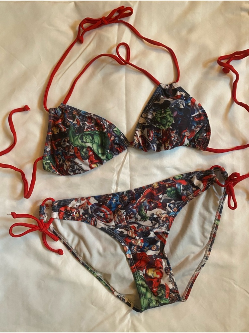 Women’s Marvel Superhero Red String Bikini Swim Set Size Medium